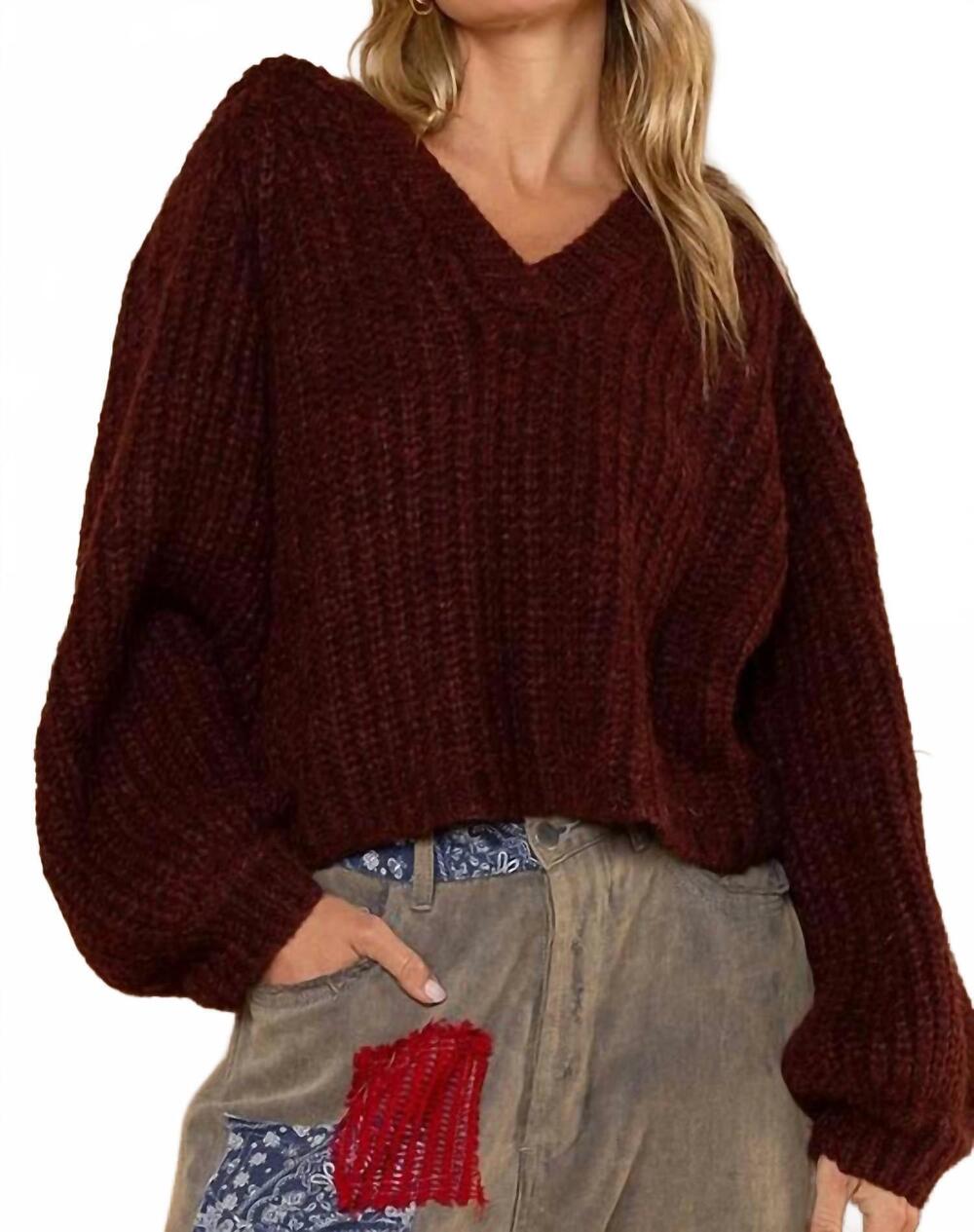 NEW POL hooded v-neck balloon sleeve pullover in burgundy